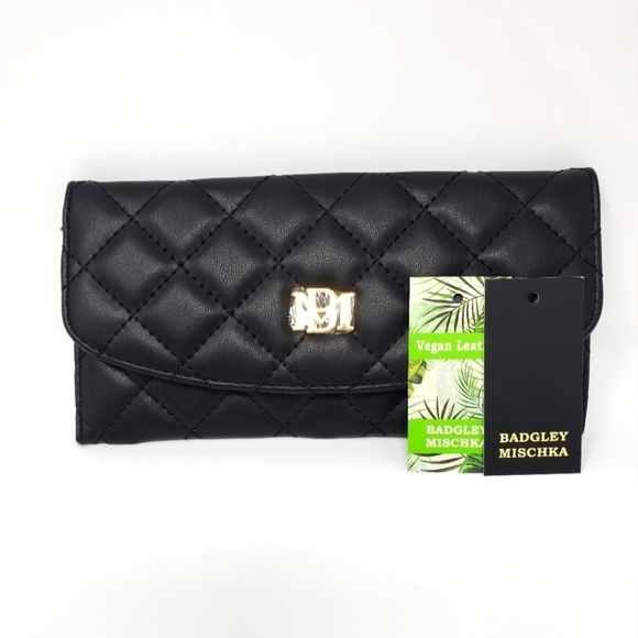 BADGLEY MISCHKA BLACK QUILTED TOP HANDLE PURSE NWOT BLACK WALLET FAUX LEATHER - Picture 2 of 16